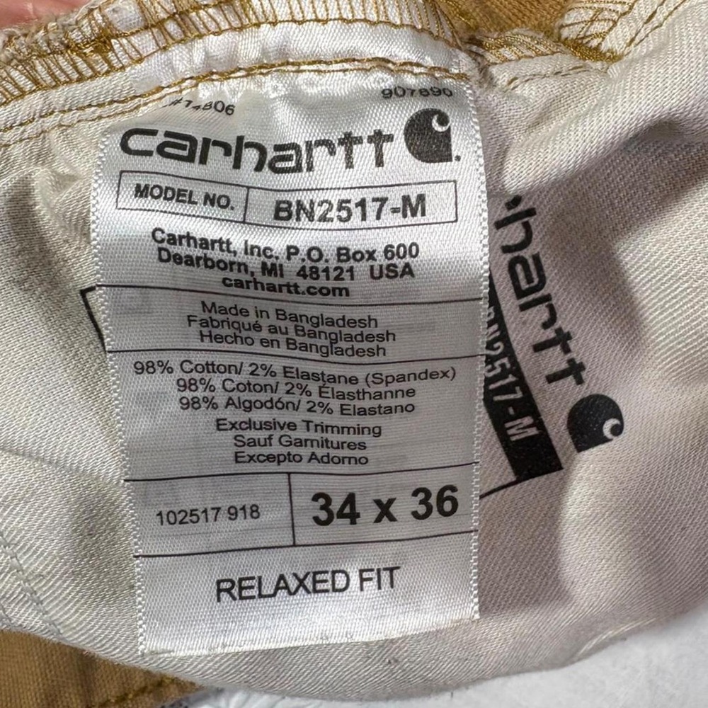 Mens Carhartt Pants Worn with Relaxed Fit - Picture 8 of 8